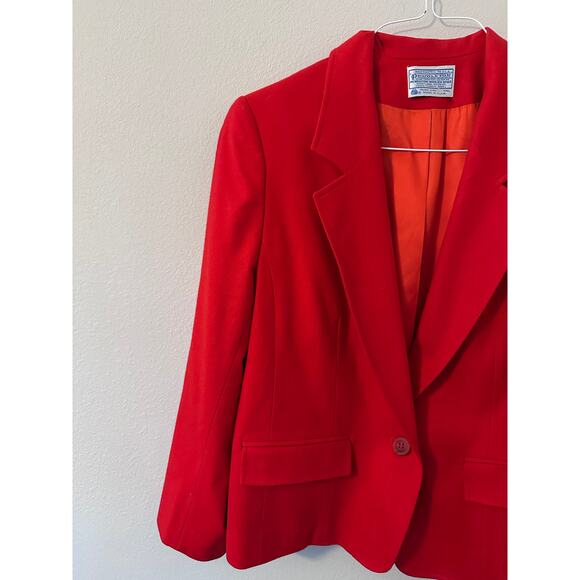 Vintage Pendleton Women's size 16 Red 100% Wool Blazer - Picture 3 of 6